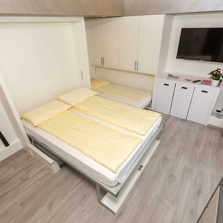 Residence Toblini Torbole Sul Garda Eksteriør billede