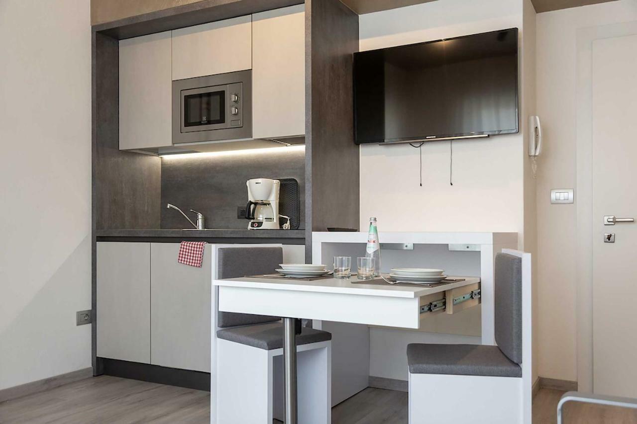 Residence Toblini Torbole Sul Garda Eksteriør billede